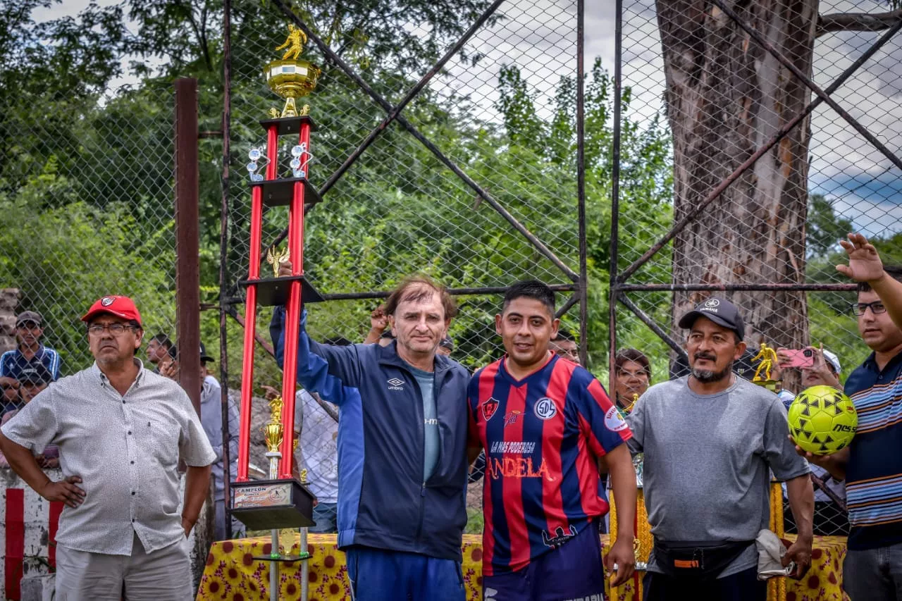 328296597_478763587806520_7170668211964580982_n