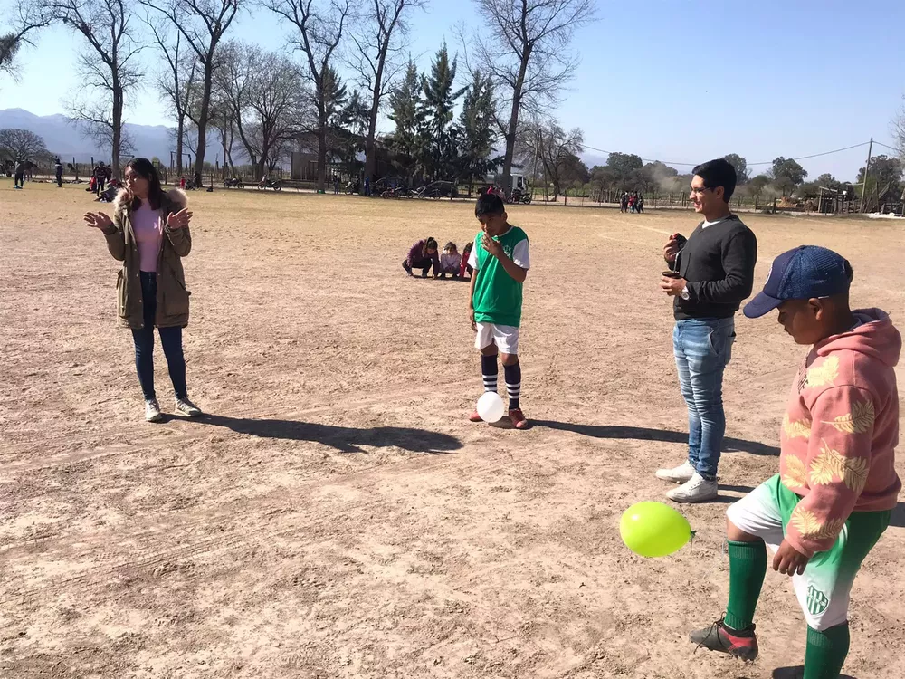 b7f14da2-20eb-472a-8189-6acd780ebb3c