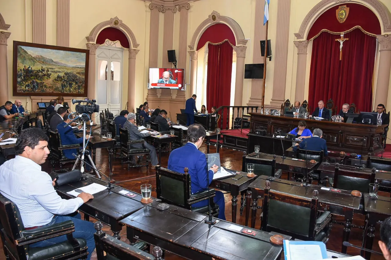 208a7e20-5987-4371-bedd-4593ac33626a