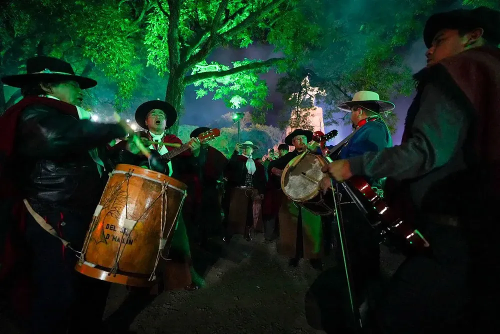 354066219_805017360993108_6463952220437607087_n