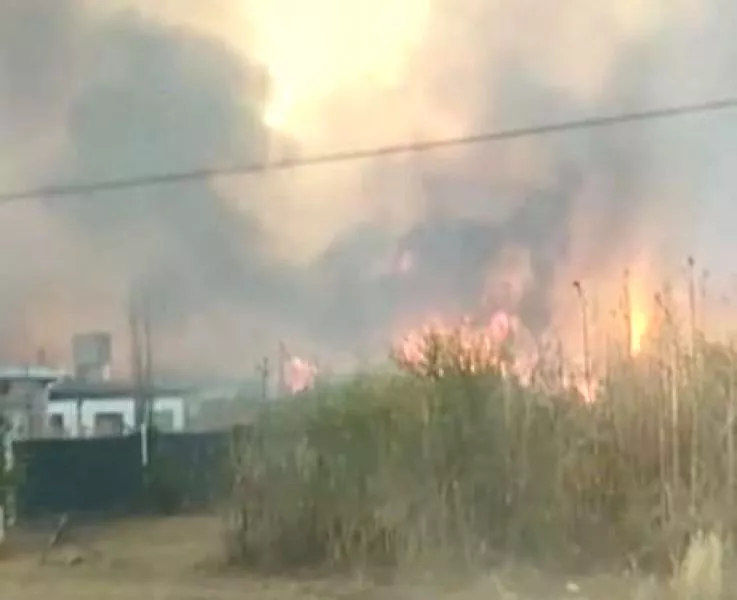 3783-intenso-despliegue-operativo-por-incendios-de-pastizales-20220817220931