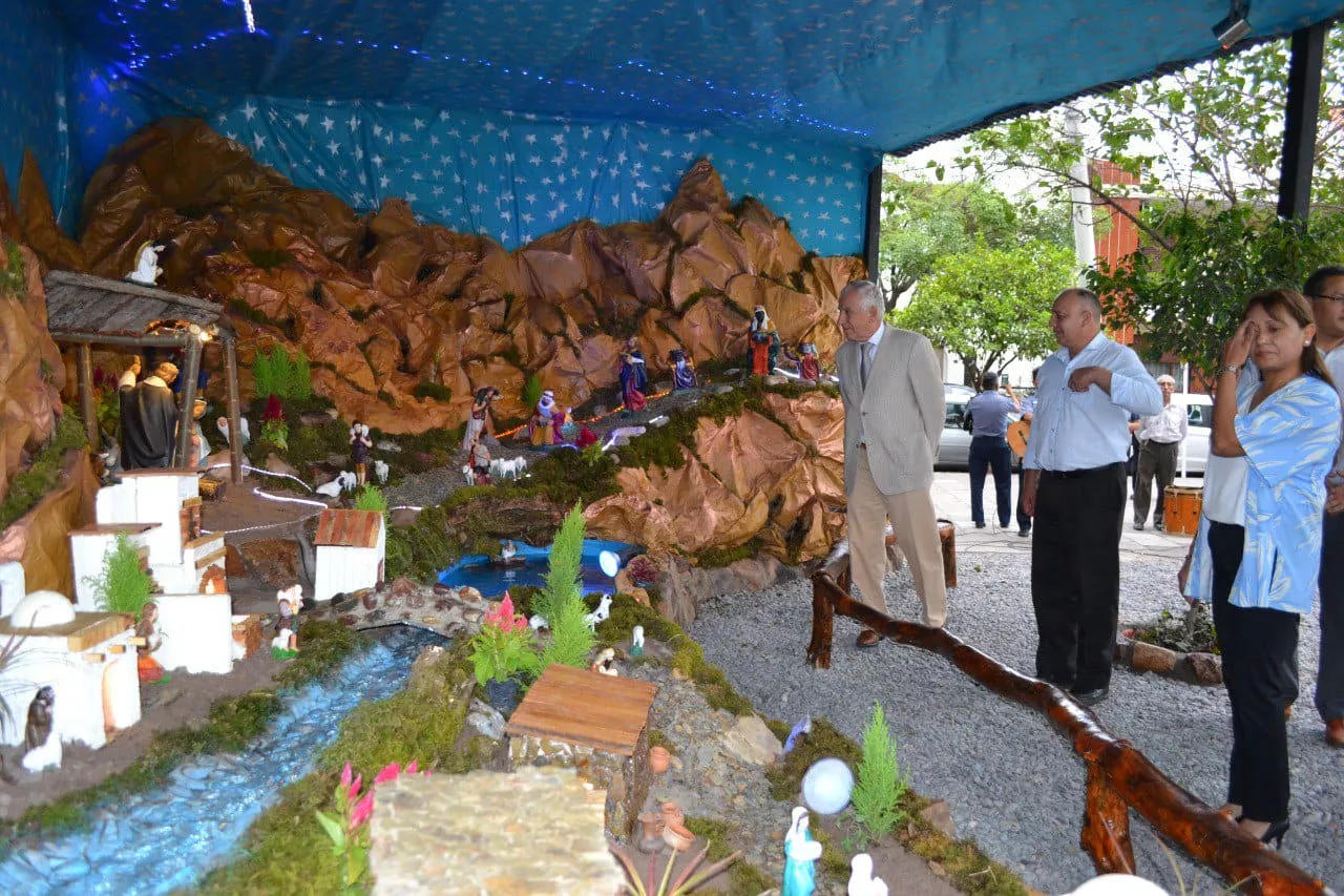 f5d76440-60c8-4566-bb55-d021034821a8