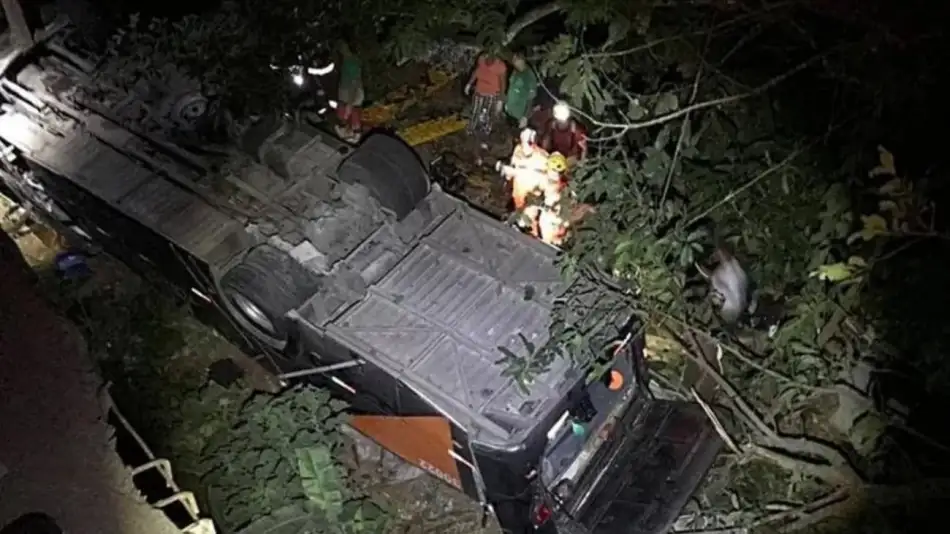 tragedia-brasil-colectivo-g20230131-1500728