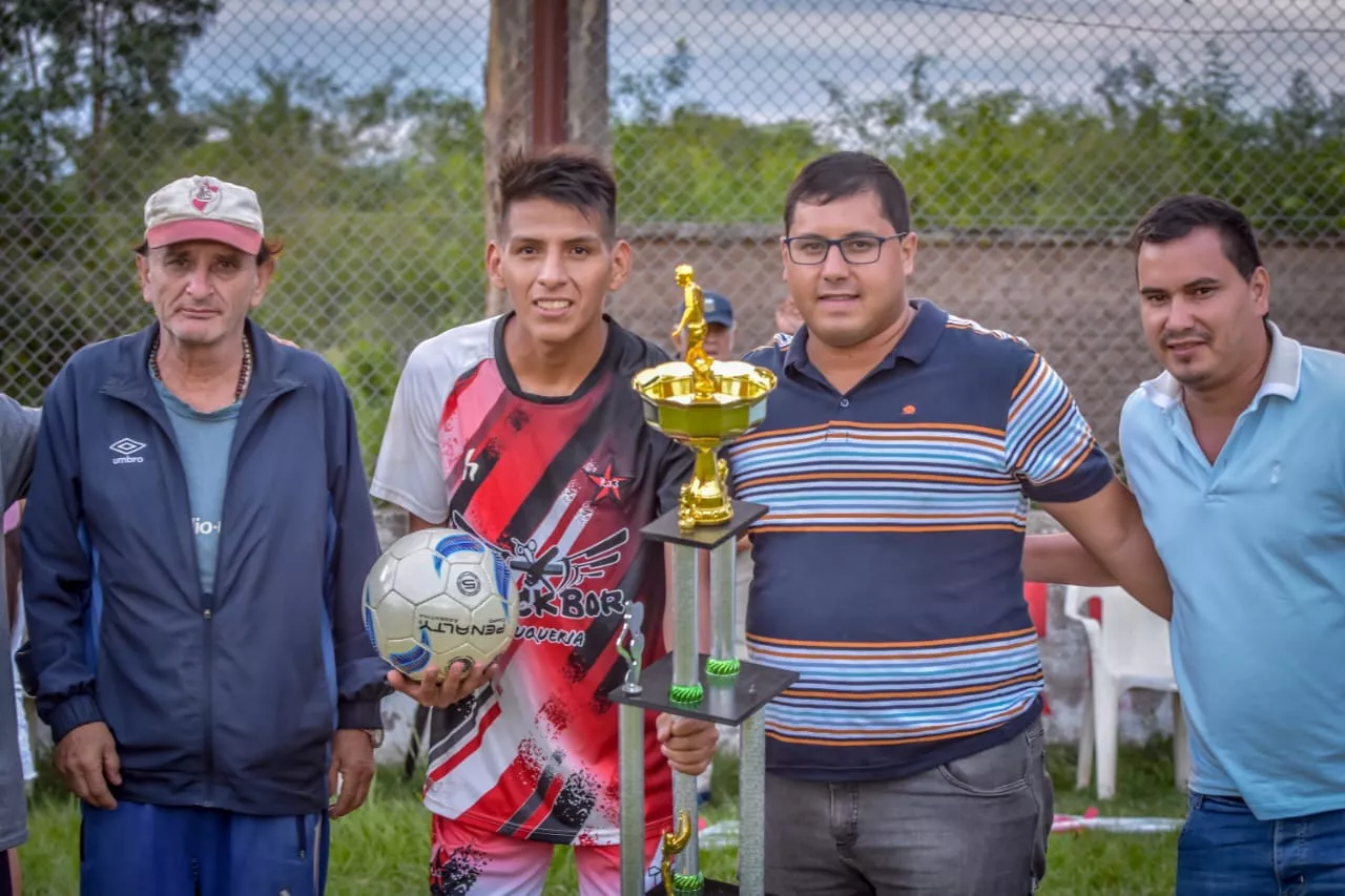 326755118_5788911097856759_7733986828842505380_n