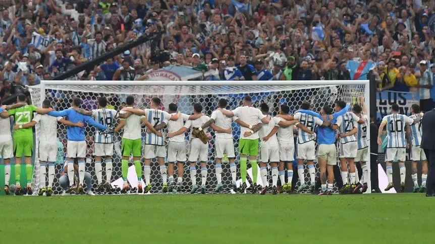 seleccion-argentina-festejos-hinchas_862x485