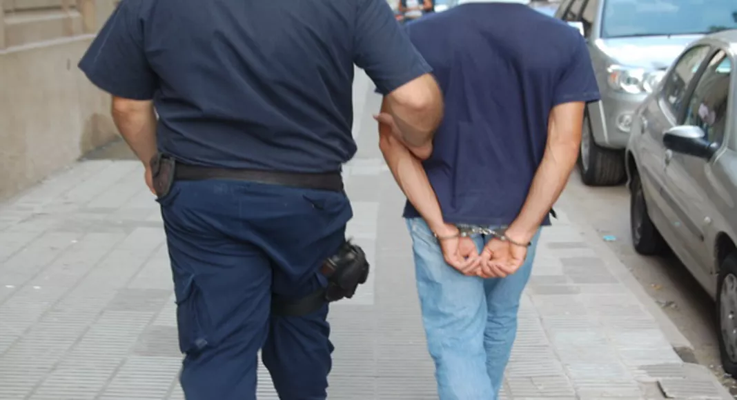 menordetenido