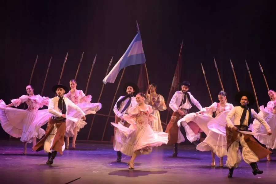 844-el-ballet-folklorico-de-la-provincia-gral-martin-miguel-de-guemes-se-presenta-en-buenos-aires