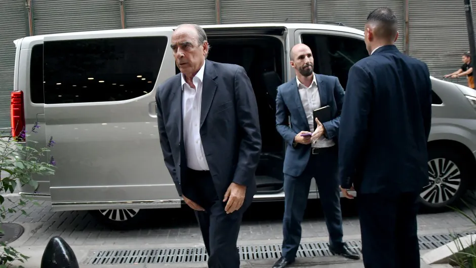 65b84e8a19c09_940_529!