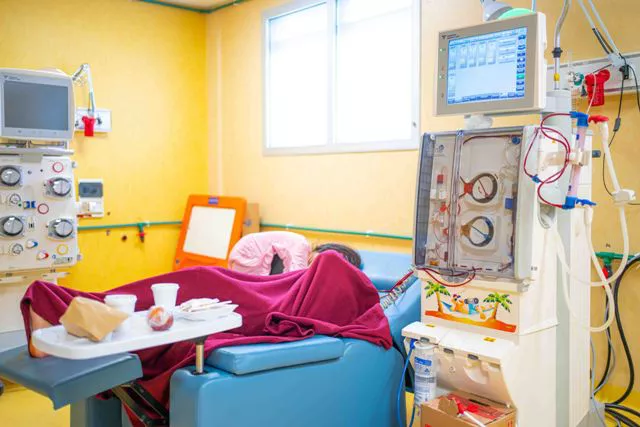 Servicio-de-Nefrologia-Pediatrico-1
